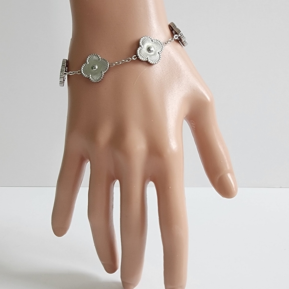 BRACELET SILVER STAINLESS STEEL CLOVER CHAIN NEW - Picture 1 of 10